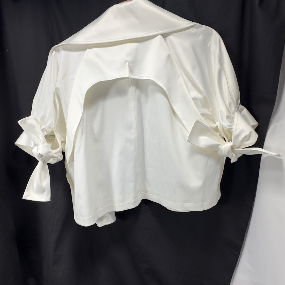 Vertigo Paris Cream Cropped Satin Bomber Jacket - Picture 6 of 16